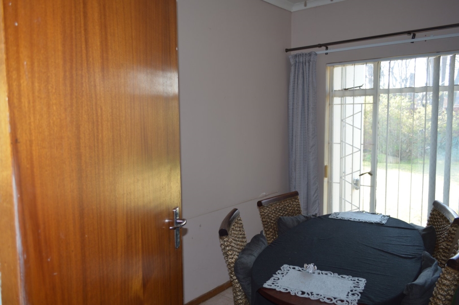 3 Bedroom Property for Sale in Flamwood North West